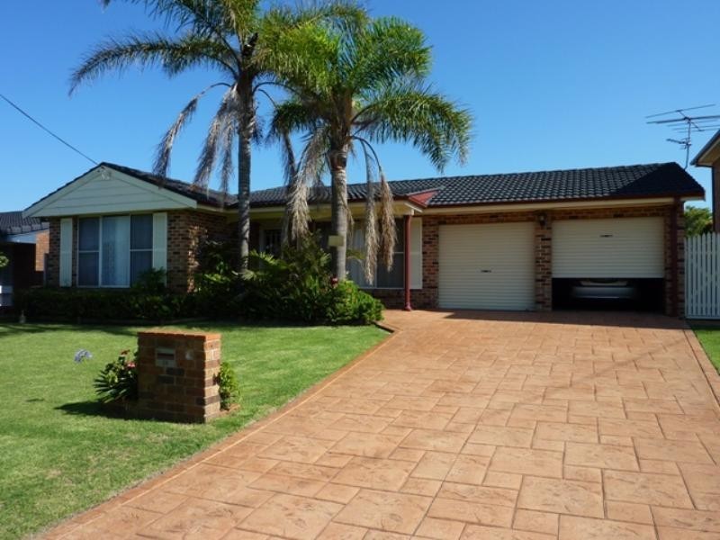 28 Boundary Road, Windang NSW 2528