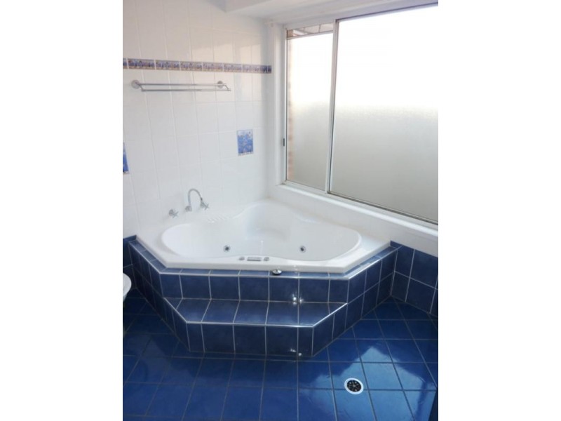 28 Boundary Road, Windang NSW 2528