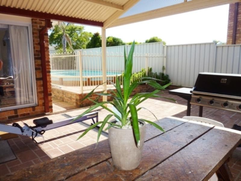 28 Boundary Road, Windang NSW 2528