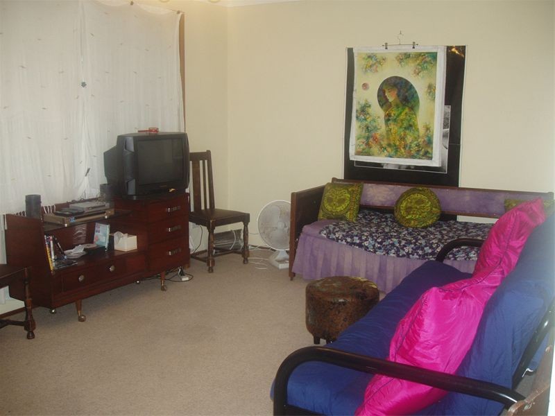 12 Lang Street, Woonona NSW 2517