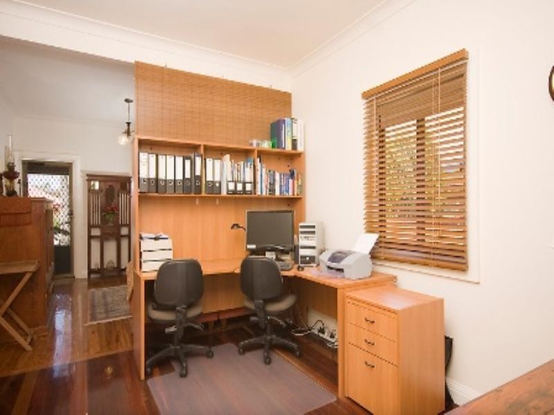 14 Corinda Road, Woonona NSW 2517