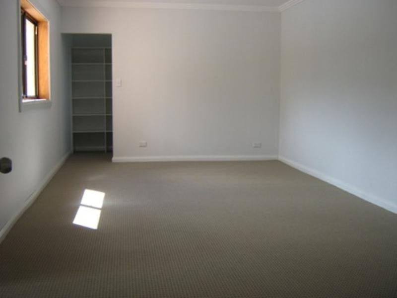 2/167 Campbell Street, Woonona NSW 2517