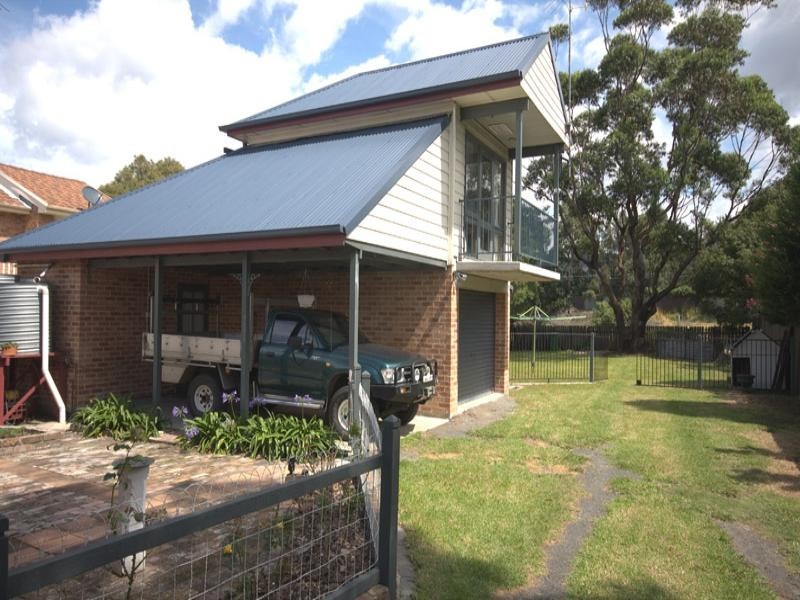 24 Duff Parade, Corrimal NSW 2518