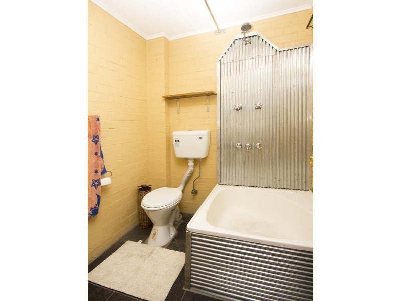 24 Duff Parade, Corrimal NSW 2518