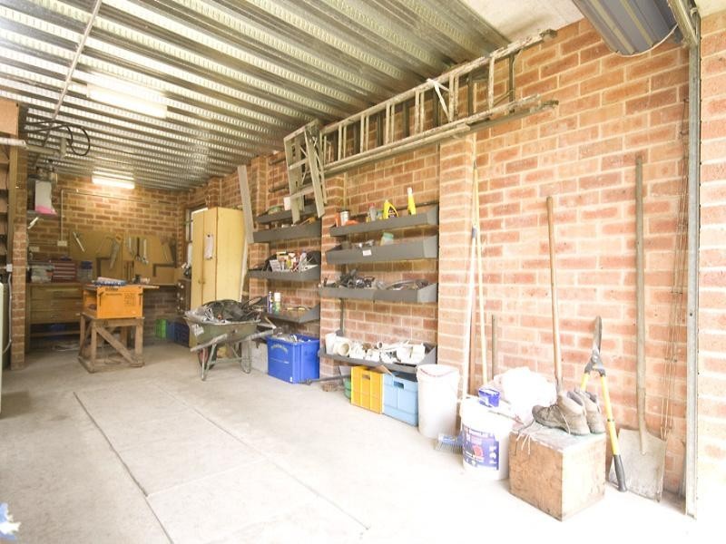 24 Duff Parade, Corrimal NSW 2518