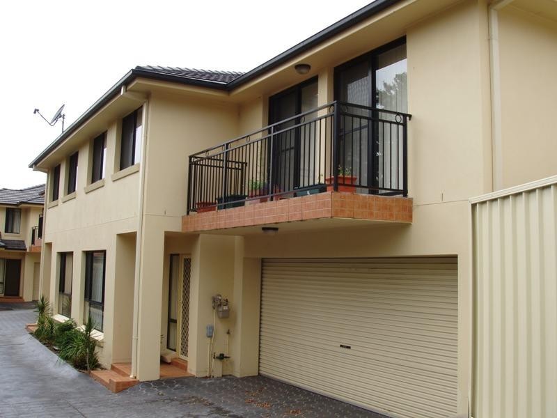 2/9 High Street, Woonona NSW 2517