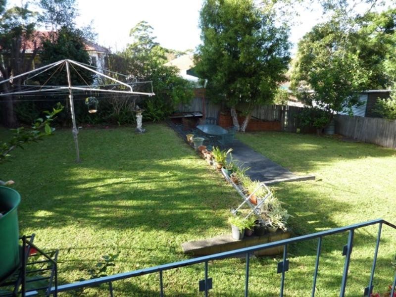 15 Joanne Street, Woonona NSW 2517