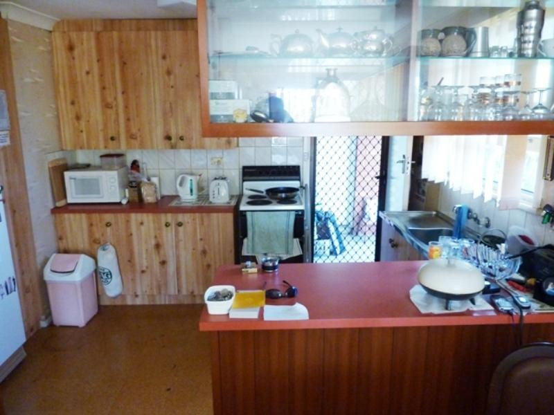 15 Joanne Street, Woonona NSW 2517