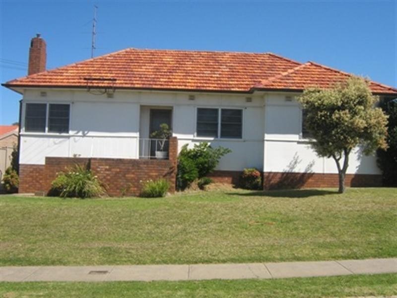 41 Park Road, Woonona NSW 2517