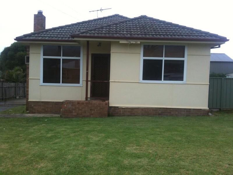 2 Somerville Street, Bulli NSW 2516