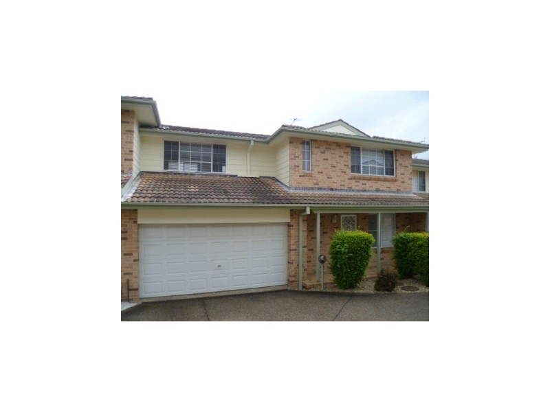 8/2-4 Liddle Street, Woonona NSW 2517