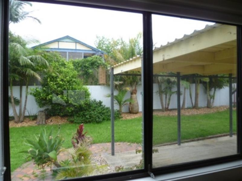 2 Fowler Street, Bulli NSW 2516