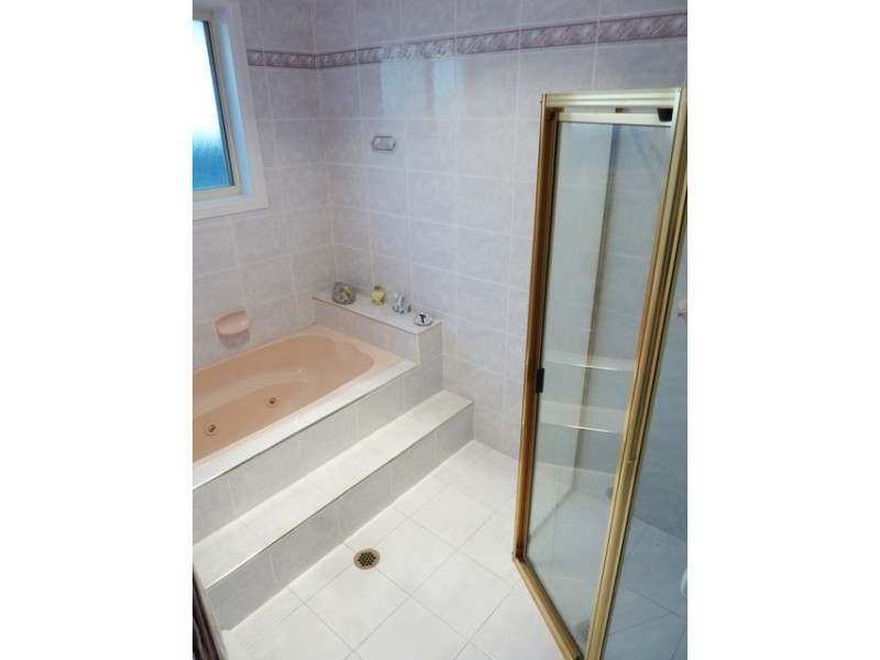 8 Pat geraghty Place, Woonona NSW 2517