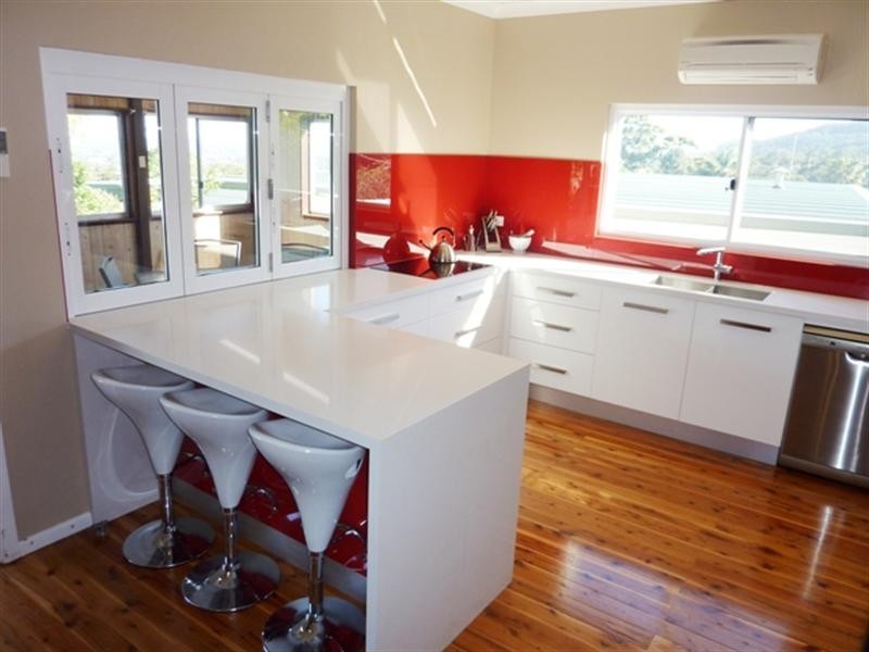 11 Joseph Street, Woonona NSW 2517