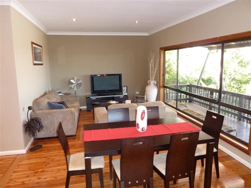 11 Joseph Street, Woonona NSW 2517