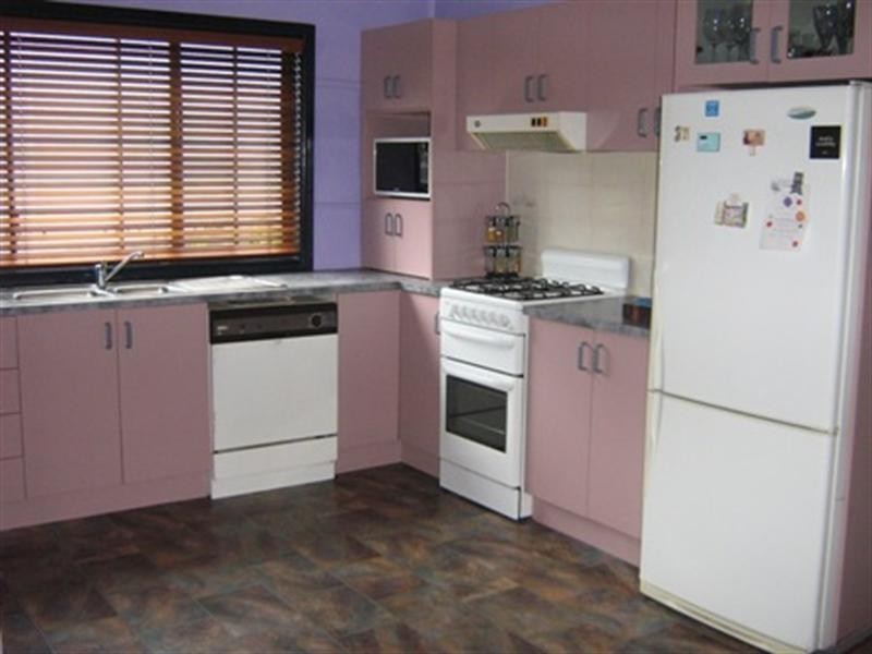 24 Beattie Avenue, Bulli NSW 2516