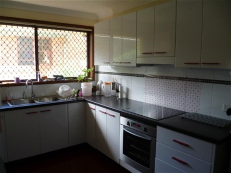 4/27 Nicholson Road, Woonona NSW 2517