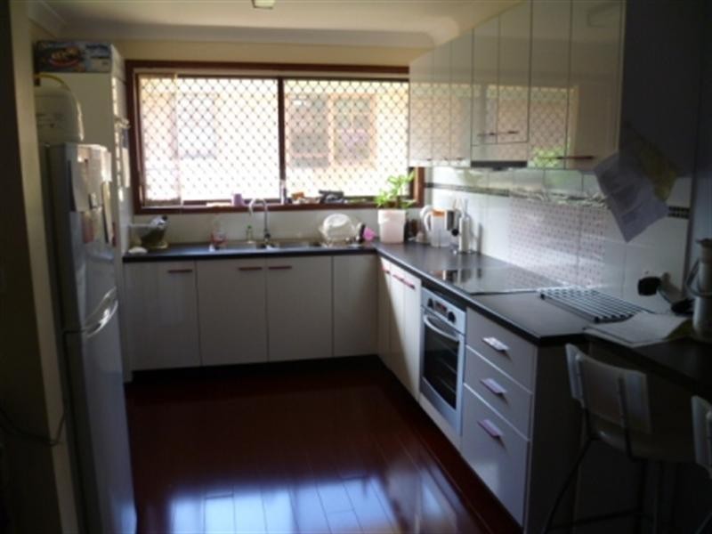 4/27 Nicholson Road, Woonona NSW 2517