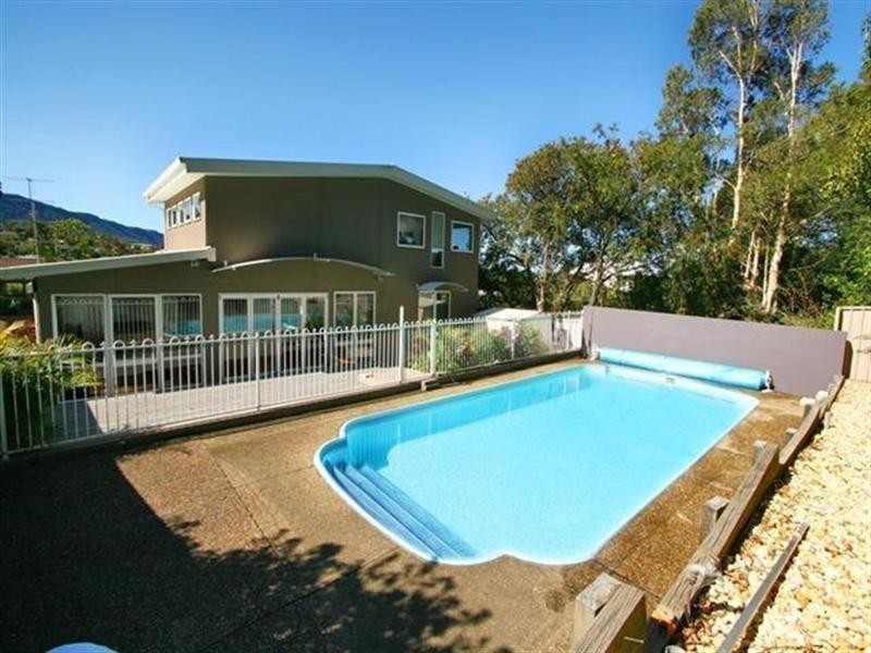 33 Hutton Avenue, Bulli NSW 2516