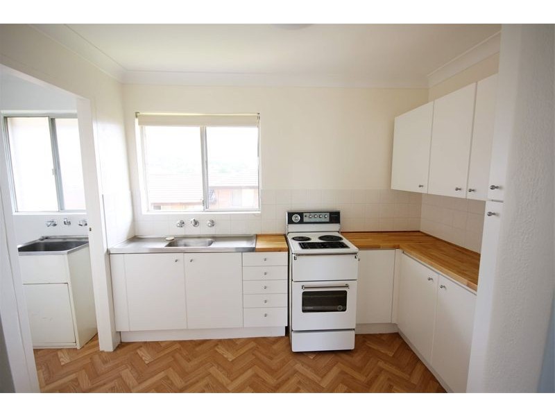 12/133 Campbell Street, Woonona NSW 2517