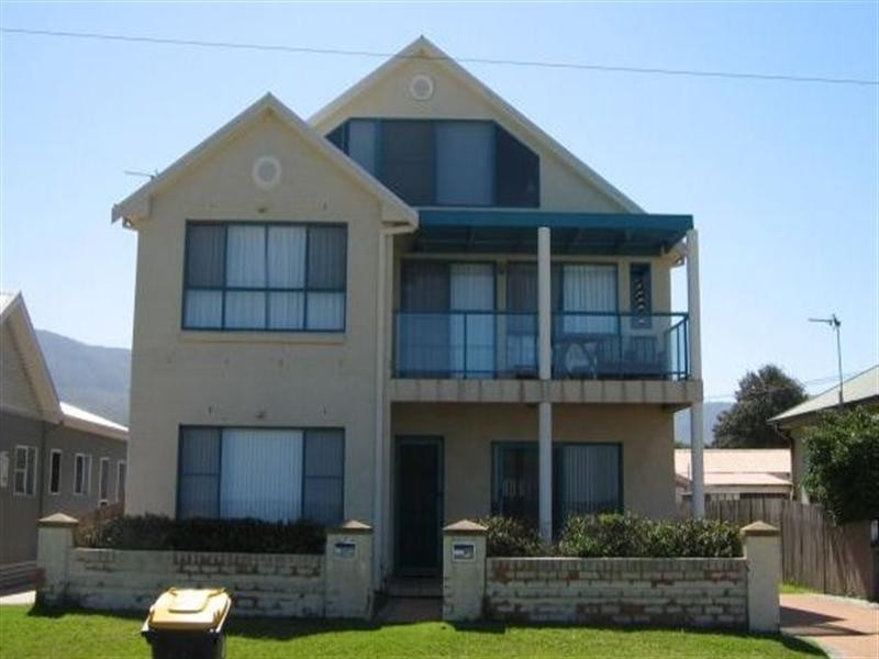 16a Kurraba Road, Woonona NSW 2517