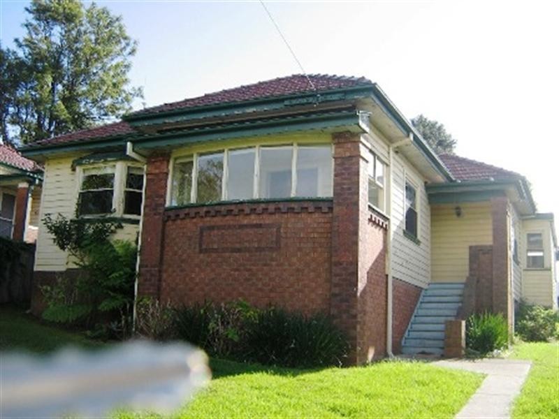 18 Organs Road, Bulli NSW 2516