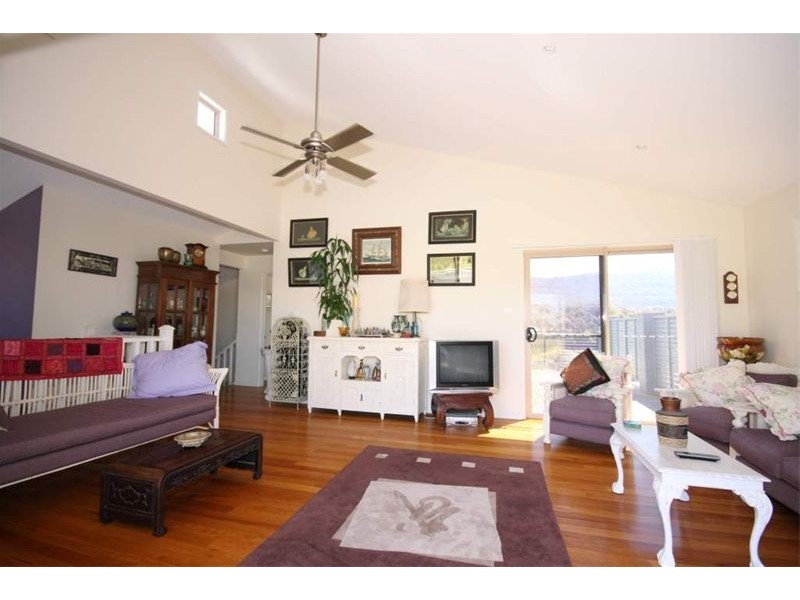 44 Aragan Circuit, Bulli NSW 2516