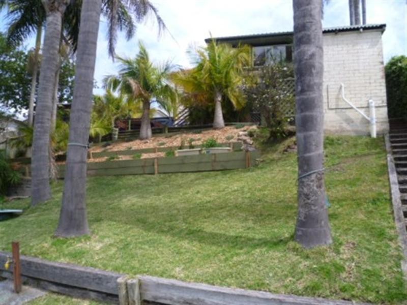 23 Hillcrest Avenue, Woonona NSW 2517