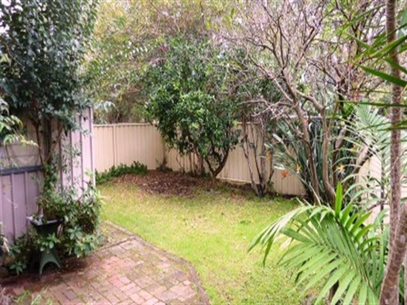 1/19 Nicholson Road, Woonona NSW 2517