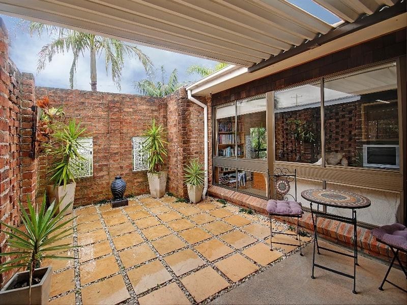 41 Doris Avenue, Woonona NSW 2517