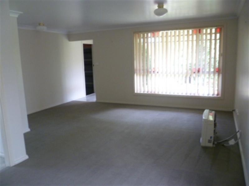 13 Thomas Collaery Place, Woonona NSW 2517