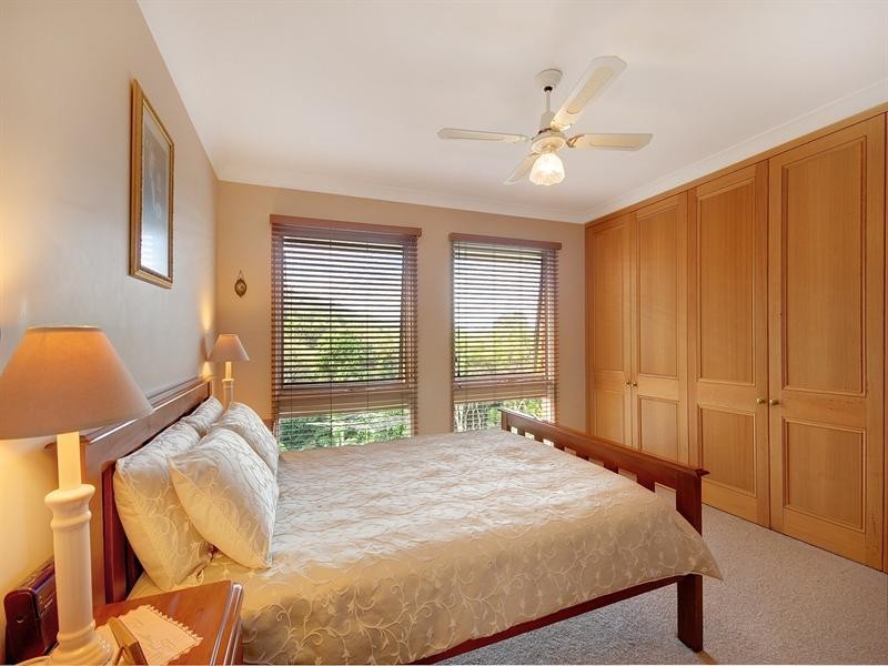 86 Gahans Avenue, Woonona NSW 2517