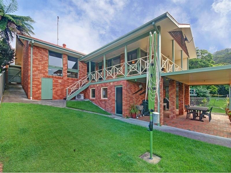 86 Gahans Avenue, Woonona NSW 2517