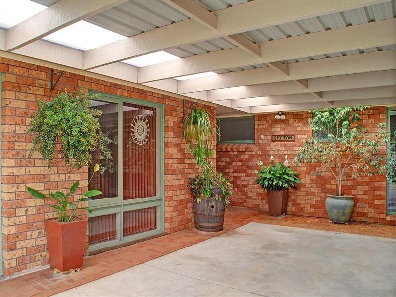 86 Gahans Avenue, Woonona NSW 2517