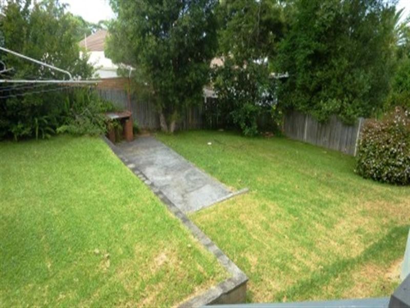 15 Joanne Street, Woonona NSW 2517