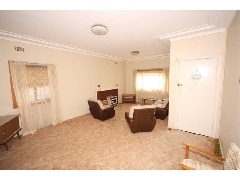 45 Lawrence Street, Woonona NSW 2517