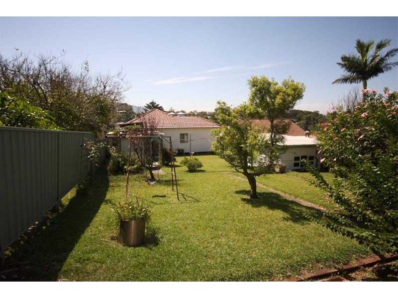 45 Lawrence Street, Woonona NSW 2517