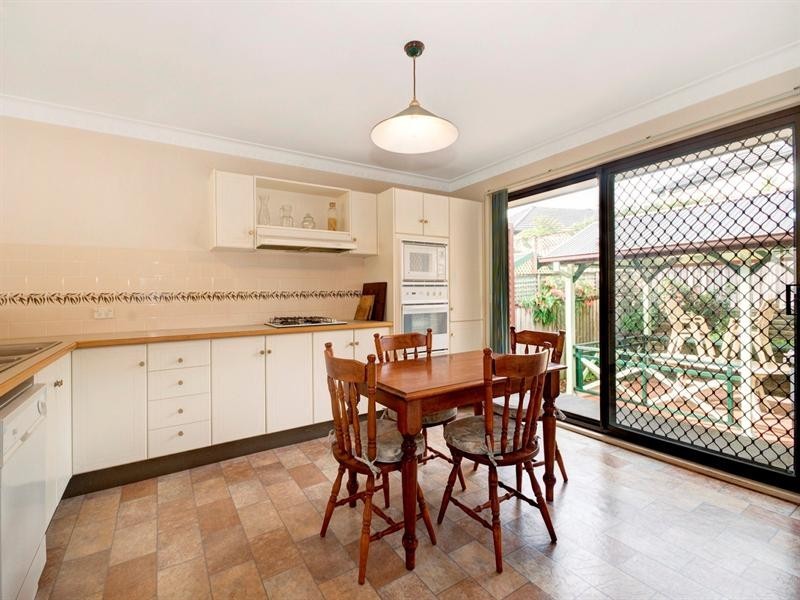 16 Agapantha, Woonona NSW 2517