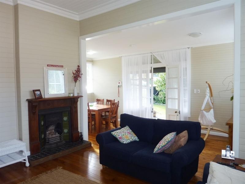 27 Organs Road, Bulli NSW 2516