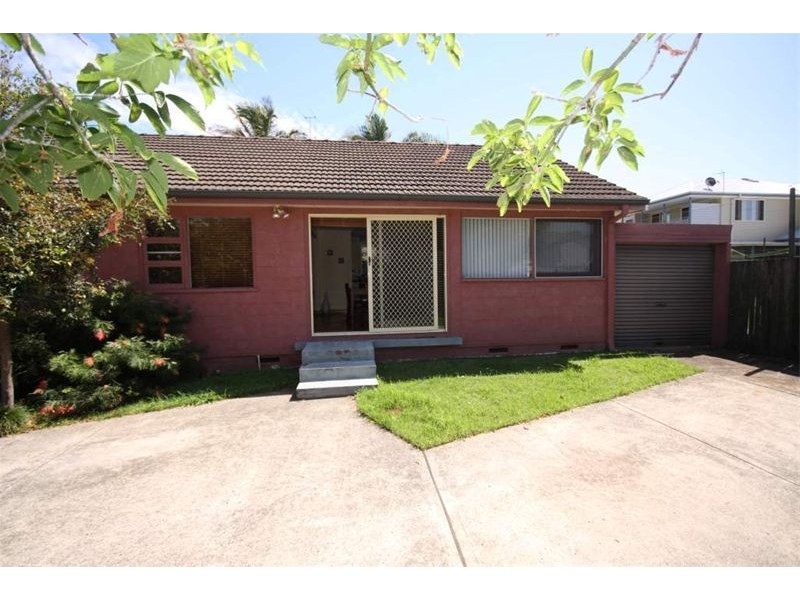 4/14 Godolphin Street, Bulli NSW 2516