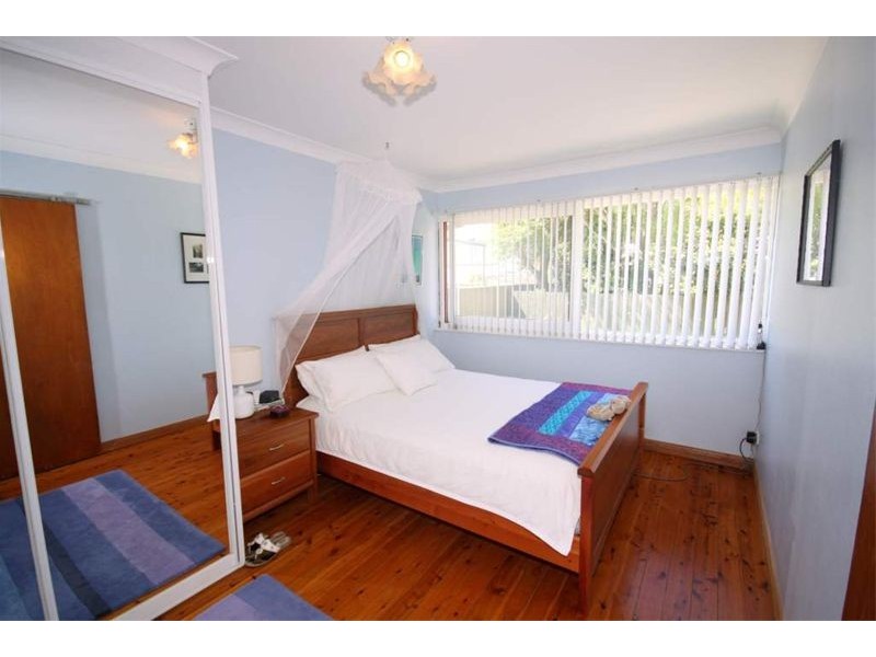 4/14 Godolphin Street, Bulli NSW 2516