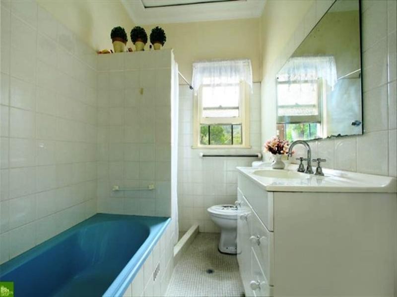 127 Brokers Road, Balgownie NSW 2519