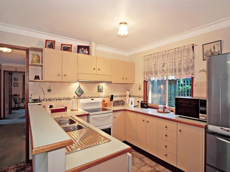 34 Agapantha Terrace, Woonona NSW 2517