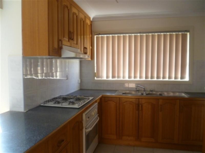 8/9-11 Russell Street, Woonona NSW 2517