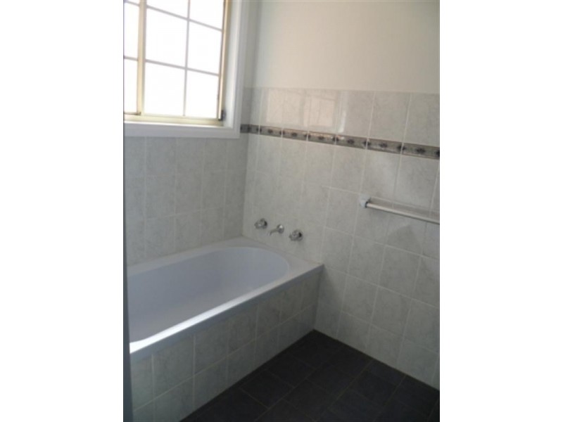 8/9-11 Russell Street, Woonona NSW 2517