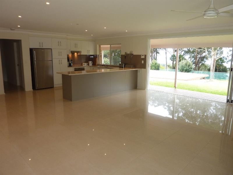 55 Princes Highway, Thirroul NSW 2515