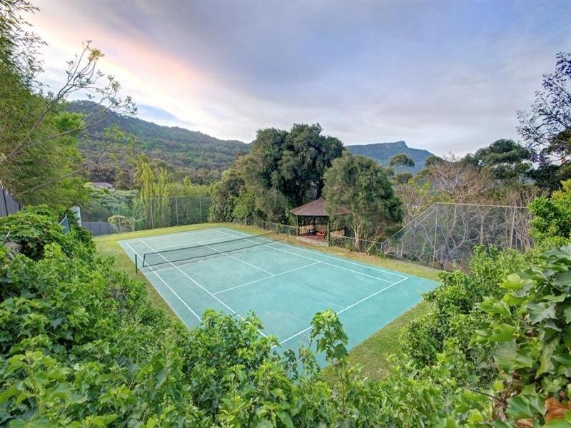 36 Rose Parade, Mount Pleasant NSW 2519