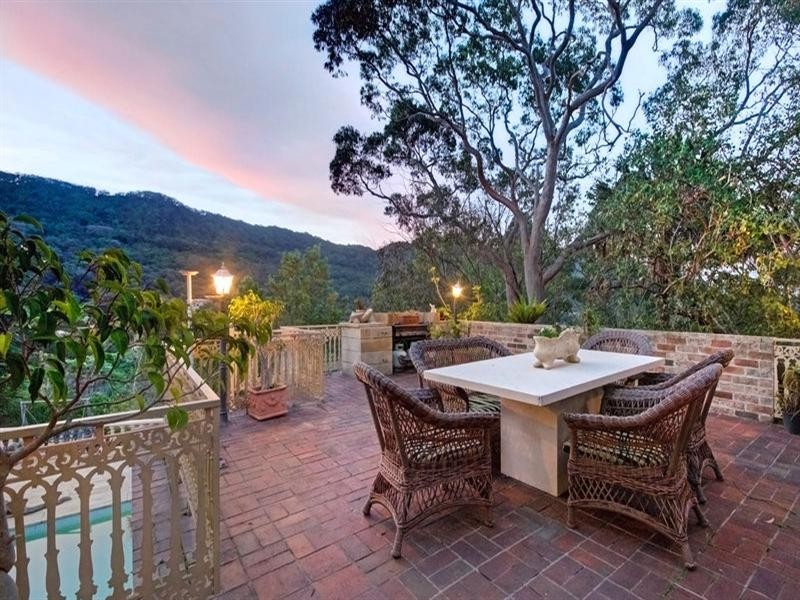 36 Rose Parade, Mount Pleasant NSW 2519