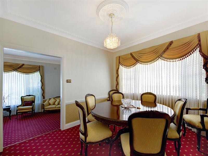 36 Rose Parade, Mount Pleasant NSW 2519