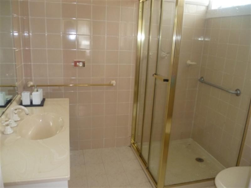 25 June Parade, Woonona NSW 2517